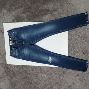 Distressed High Rise Skinny Jeans